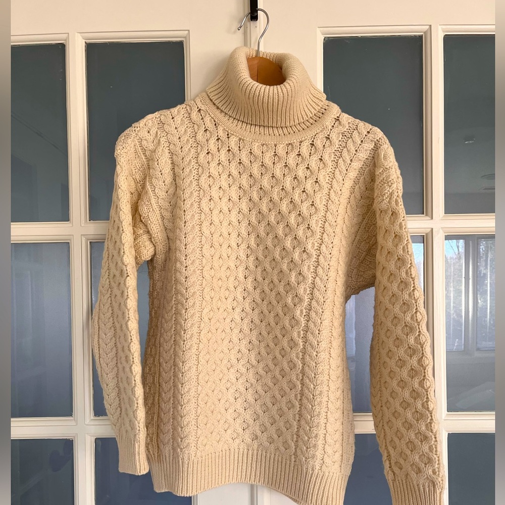 Aran crafts honeycomb knit chunky sweater